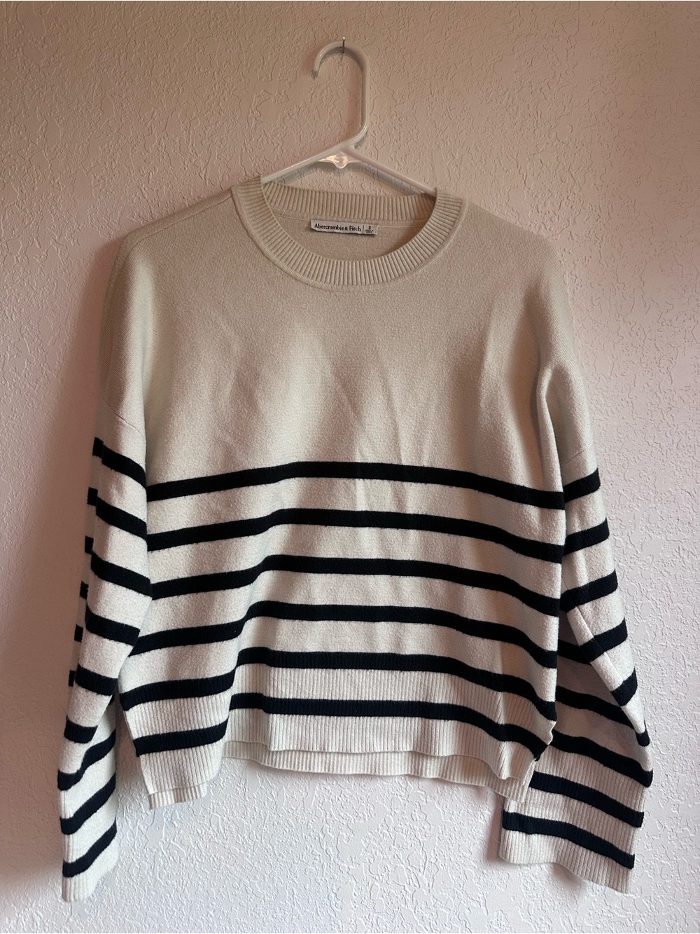 Abercrombie & Fitch Cream Ribbed-Neck Sweater